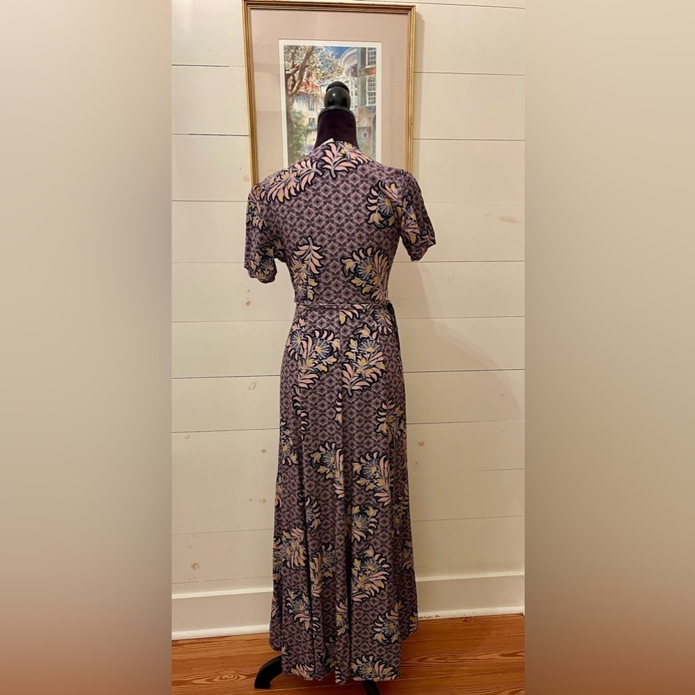 The Odells, Dress Size S featuring a wrap-style design with a deep V-neckline. - Picture 3 of 5